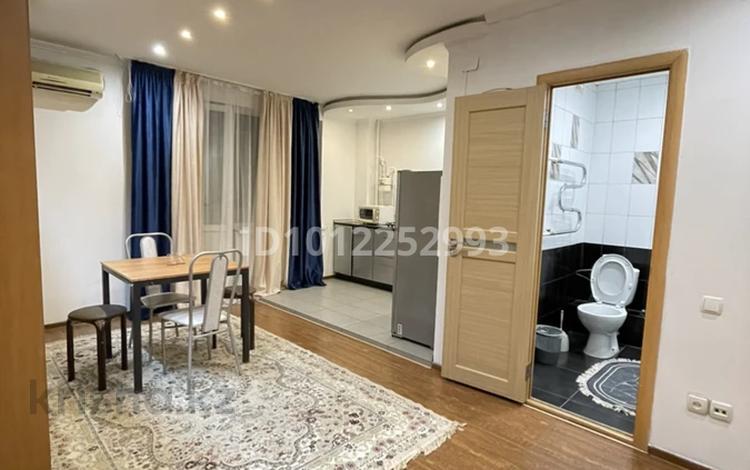 2-комнатная квартира · 32 м² · 3/9 этаж, Просп. Райымбека 241В за 14 000 ₸ в Алматы, Жетысуский р-н — фото 2