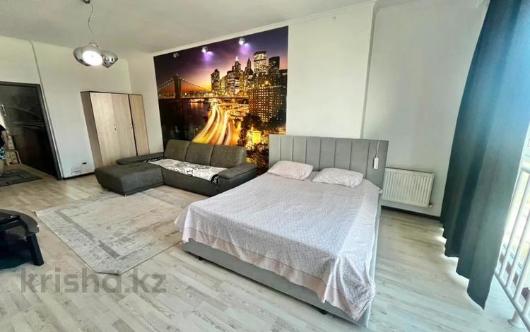 1-комнатная квартира · 70 м² · 15/20 этаж, Брусиловского 163 за 35 млн ₸ в Алматы, Алмалинский р-н — фото 2