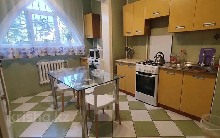 2-бөлмелі пәтер · 59 м² · 2/9 қабат, Толе би — Розыбакиева, бағасы: 46 млн ₸ в Алматы, Алмалинский р-н — фото 22