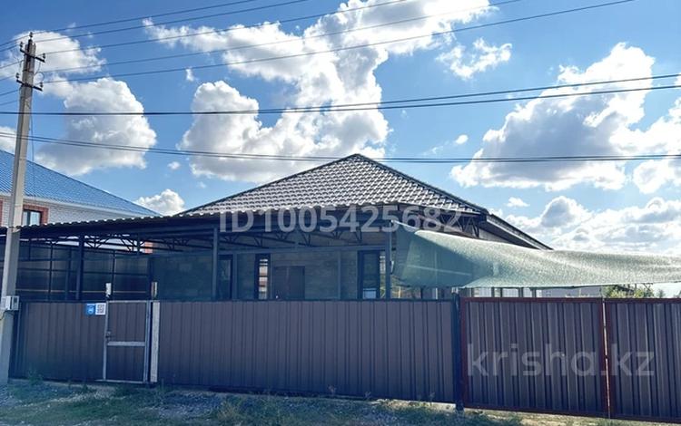 Отдельный дом · 4 комнаты · 120 м² · 10 сот., Талапкер 40 — Рядом с 49,45 школой за 30 млн 〒 в Актобе, жилой массив Акжар-2 — фото 2