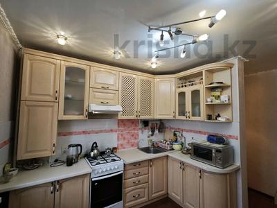 3-комнатная квартира · 65 м² · 4/5 этаж, Труда за 26.5 млн 〒 в Петропавловске