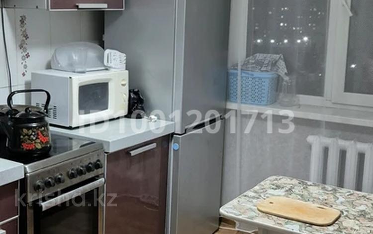 3-комнатная квартира · 70 м² · 10/10 этаж, М.горького 41 — 1 мая -Горького за 25 млн 〒 в Павлодаре — фото 2