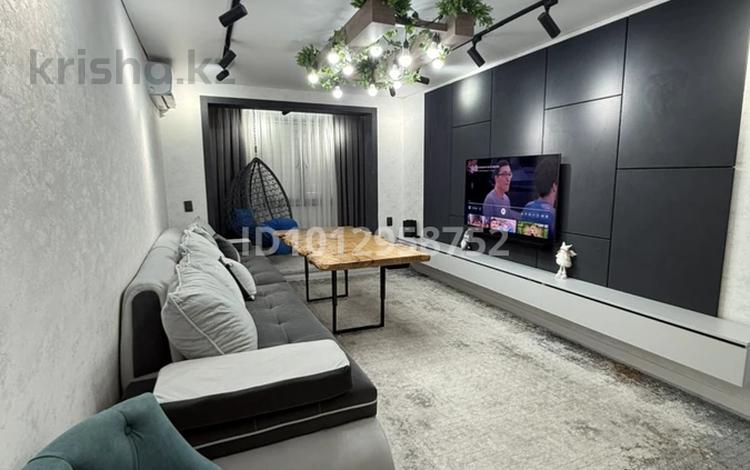 3-бөлмелі пәтер · 60 м² · 1/5 қабат, 18-й микрорайон, 18-й микрорайон 43, бағасы: 30 млн ₸ в Шымкенте, Аль-Фарабийский р-н — фото 2