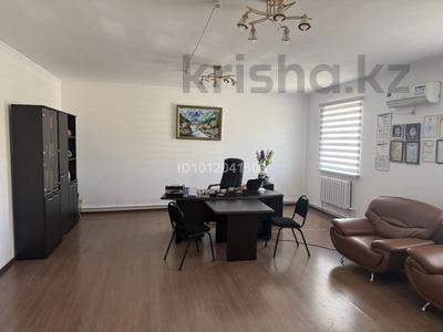 Офисы, склады, образование, развлечения · 580 м² за 65 млн 〒 в 