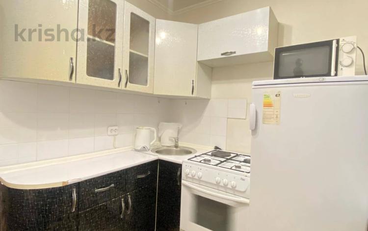 2-комнатная квартира · 44 м² · 5/5 этаж, мкр Новый Город, Ерубаева 52 за 18.7 млн ₸ в Караганде, Казыбек би р-н — фото 11