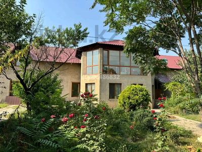 Продажа домов и дачи в Алматинской обл.: Отдельный дом · 8 комнат · 500 м² · 80 сот., Прудхозная 1Г — Большой лотос за 130 млн 〒 Отдельный дом · 8 комнат · 500 м² · 80 сот., Прудхозная 1Г — Большой лотос за 130 млн 〒 в М. Туймебаеве
