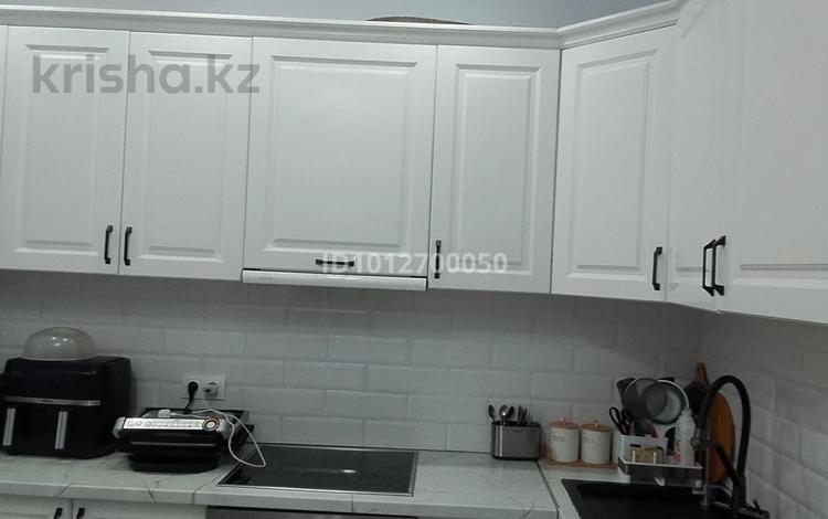 2-бөлмелі пәтер · 67 м² · 2/9 қабат, Жубанова 29, бағасы: 320 000 ₸ в Астане, р-н Байконур — фото 2