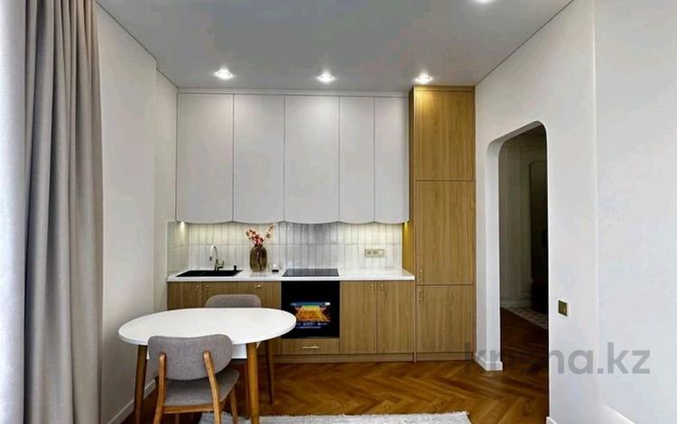 2-бөлмелі пәтер · 58 м² · 13/21 қабат, Аль-Фараби 27 — Сейфуллина, бағасы: 500 000 ₸ в Алматы, Бостандыкский р-н — фото 2