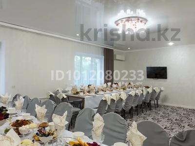 Дом · 4 комнаты · 150 м², мкр Кадыра Мырза-Али — Московский көшесіндегі Оқушылар сарайына қарсы үй ЧЕРНЕНКО 2 за 60 000 〒 в Уральске