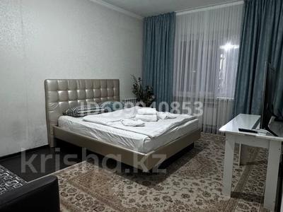 Аренда квартир посуточно в Жамбылской обл.: 1-комнатная квартира · 45 м² · 3/5 этаж, Микрорайон Аса 28 за 9 000 〒 1-комнатная квартира · 45 м² · 3/5 этаж, Микрорайон Аса 28 за 9 000 〒 в Таразе