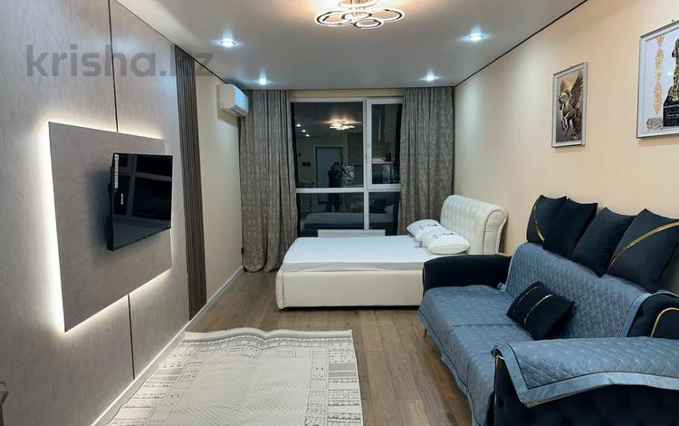 1-комнатная квартира · 35 м² · 2/10 этаж, Толе би 285/8 к1, 285/8 к2, 285/8 к3, 285/8 к4, 285/8 к5, 285/8 к6, 285/8 к7, 285/8 к8, 285/8 к9, 285/8 к10, 285/8 к11 за 30 млн ₸ в Алматы, Ауэзовский р-н — фото 2