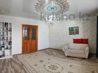 3-бөлмелі пәтер · 68.7 м² · 4/10 қабат, Китайская Стена 49 — ресторан "Алтын орда", бағасы: 32 млн ₸ в Семее