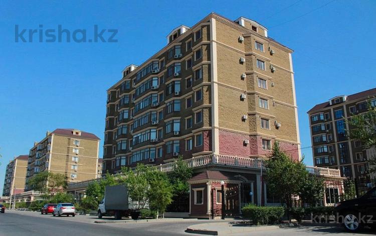 2-бөлмелі пәтер · 75 м² · 3/9 қабат, Валиханова 13-21, бағасы: 300 000 ₸ в Атырау — фото 4