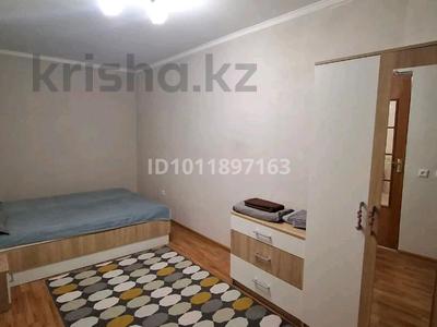 1-комнатная квартира · 35 м² · 5/5 этаж, ул. Можайского 11 за 10 000 ₸ в Караганде, Казыбек би р-н