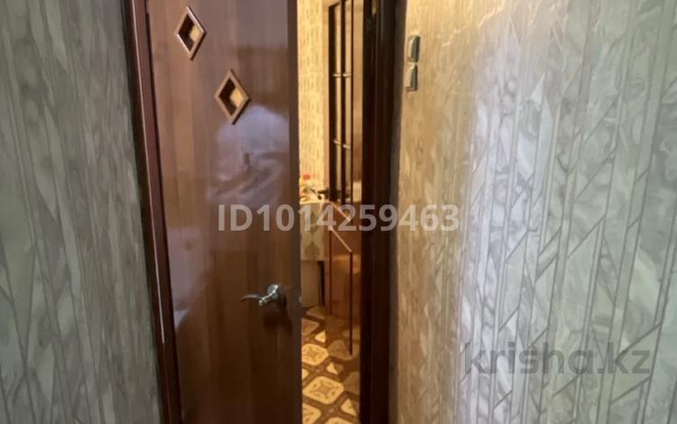 2-комнатная квартира · 47 м² · 4/5 этаж, Майкудук, 16й микрорайон 49 за 11.5 млн ₸ в Караганде, Алихана Бокейханова р-н — фото 2