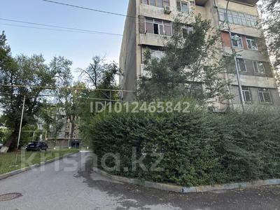 1-бөлмелі пәтер · 43 м² · 1/5 қабат, 11-й микрорайон, УАЛИХАНОВА 190В — 11- МКР МАГНУМ -40 школа -ОРИОН, бағасы: 14 млн ₸ в Шымкенте, Енбекшинский р-н