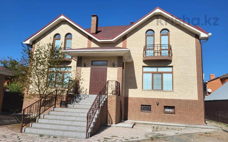 Отдельный дом · 6 комнат · 380 м² · 7 сот., Сейфуллина за 1.5 млн 〒 в Атырау — фото 4