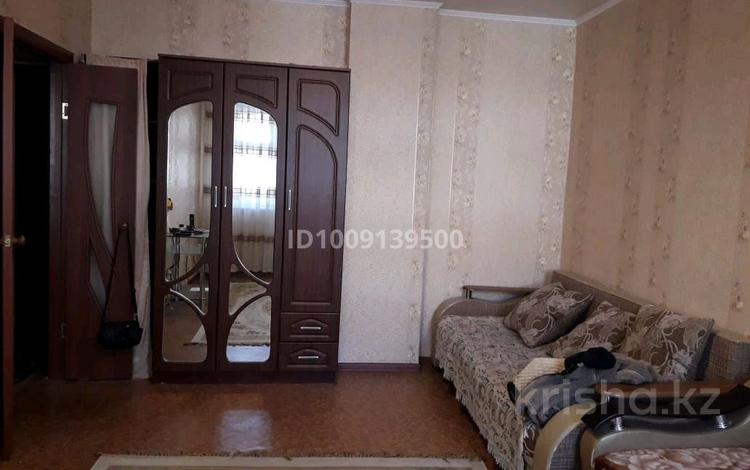 1-комнатная квартира · 35.5 м² · 4/6 этаж, мкр Кокжиек за 160 000 ₸ в Алматы, Жетысуский р-н — фото 2