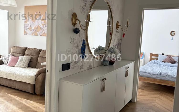 4-бөлмелі пәтер · 86 м² · 5/5 қабат, мкр Самал-2 34, бағасы: 99 млн ₸ в Алматы, Медеуский р-н — фото 2