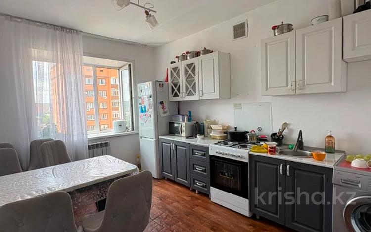 2-бөлмелі пәтер · 61.4 м² · 7/9 қабат, Назарбаева 95, бағасы: 26 млн ₸ в Кокшетау — фото 2