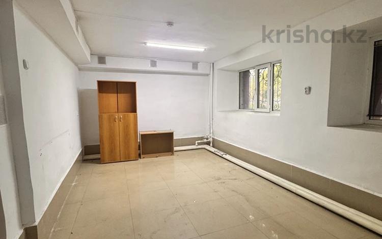 Свободное назначение, офисы, склады, салоны красоты, студии · 20 м² за 55 000 ₸ в Темиртау — фото 2