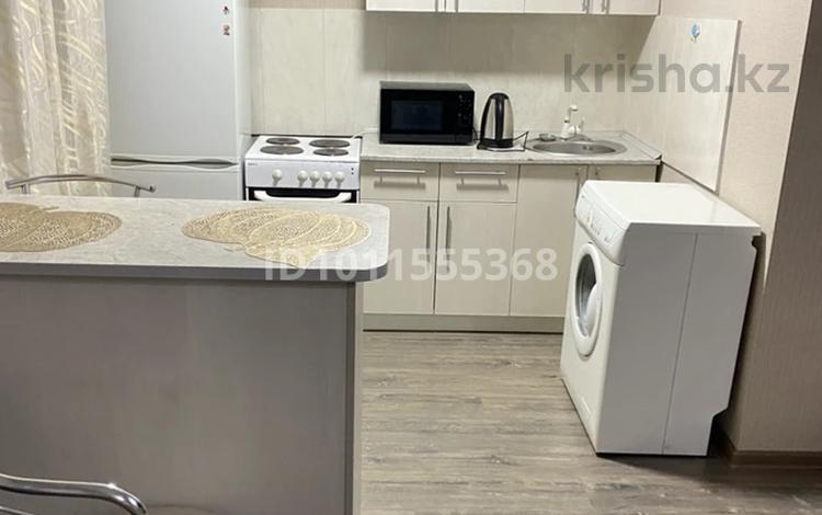1-бөлмелі пәтер · 32 м² · 3/5 қабат, Казахстан, бағасы: 11 000 ₸ в Усть-Каменогорске — фото 4