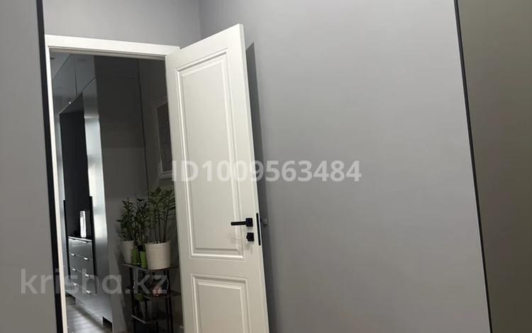 2-бөлмелі пәтер · 60 м² · 11/13 қабат, Байдибек би стр. 127/7, бағасы: 45 млн ₸ в Шымкенте, Абайский р-н — фото 2