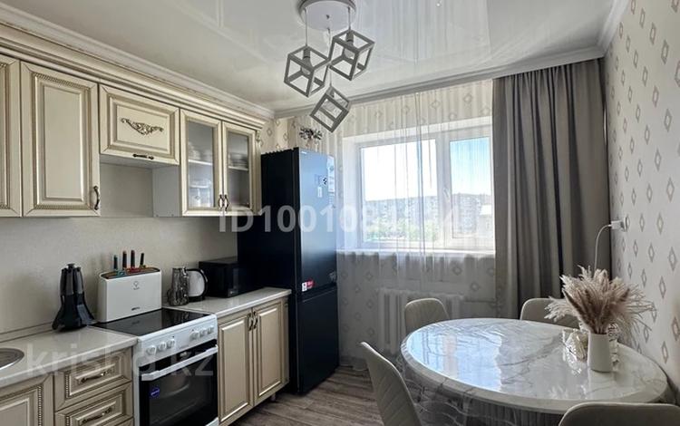 2-комнатная квартира · 53 м² · 5/5 этаж, Байтурсынова 31 за 23 млн ₸ в Семее — фото 2