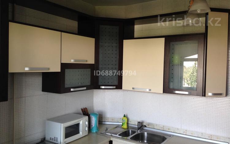 2-бөлмелі пәтер · 54 м² · 8/9 қабат, Толе би 110, бағасы: 375 000 ₸ в Алматы, Алмалинский р-н — фото 4