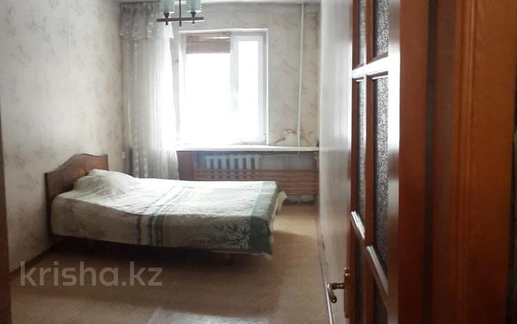 3-комнатная квартира · 70 м² · 9/9 этаж, Айманова — Жандосова за 47.5 млн ₸ в Алматы, Бостандыкский р-н — фото 2