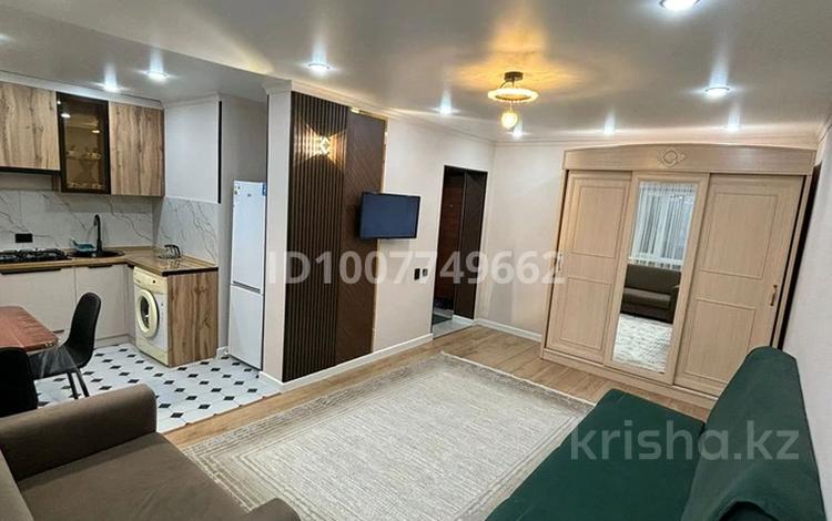 1-бөлмелі пәтер · 33 м² · 3/5 қабат, Толе би 43 — Квартира находится напротив центр.стадион, бағасы: 170 000 ₸ в Таразе — фото 4