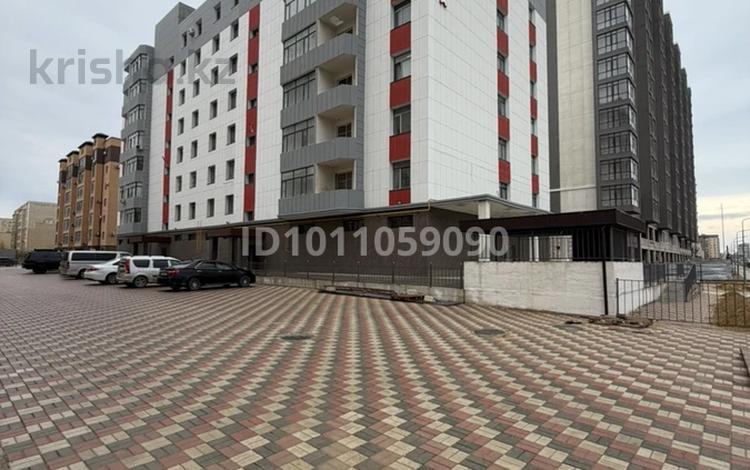 4-бөлмелі пәтер · 147 м² · 3/7 қабат, 16 шы шағын аудан 60, бағасы: 57 млн ₸ в Актау, 18-й мкр  — фото 2