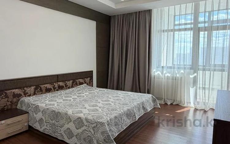 2-комнатная квартира · 82 м² · 15/21 этаж, Ахмет Байтурсынулы 5 за 400 000 ₸ в Астане, Сарайшык р-н — фото 2