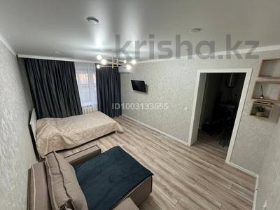 1-бөлмелі пәтер · 40 м² · 2/9 қабат, Шакарима 15, бағасы: 15 000 ₸ в Семее
