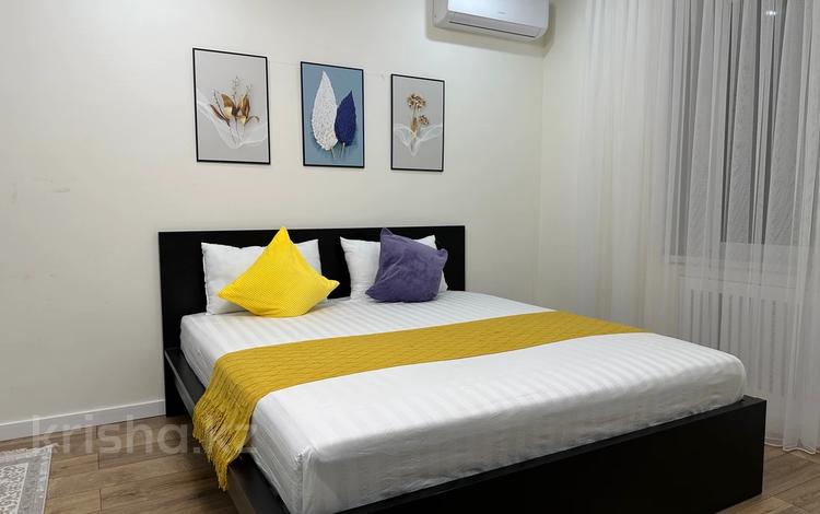 2-бөлмелі пәтер · 75 м² · 8/10 қабат, Абая 26/1, бағасы: 22 900 〒 в Атырау — фото 2