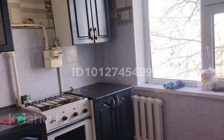 2-бөлмелі пәтер · 45 м² · 3/5 қабат, мкр Салтанат — Рядом базарчик, бағасы: 80 000 ₸ в Таразе — фото 2