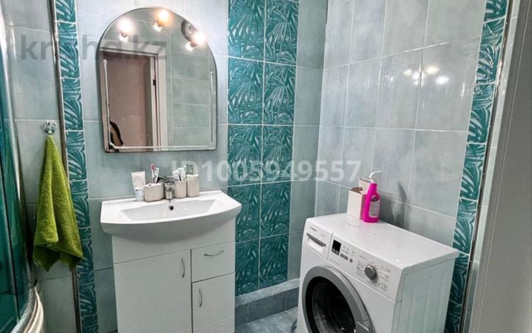 3-комнатная квартира · 70.9 м² · 7/16 этаж, Карменова — Геологоразведочного коледжа за 28 млн 〒 в Семее — фото 2