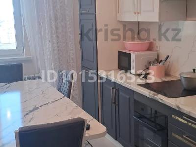 3 комнаты · 80 м² · 12/13 этаж, мкр Туран 2 за 35 000 ₸ в Шымкенте, Каратауский р-н