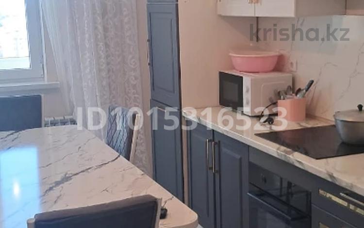 3 комнаты · 80 м² · 12/13 этаж, мкр Туран 2 за 35 000 ₸ в Шымкенте, Каратауский р-н — фото 6
