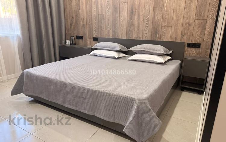 11-бөлмелі пәтер · 300 м², Орымбетова — Угол ул. Ломоносова; рядом с Нарсудом, бағасы: 15 000 ₸ в Есик — фото 8