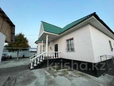 Отдельный дом • 5 комнат • 130 м² • 15 сот., Абая 23 за 35 млн 〒 в Алматы