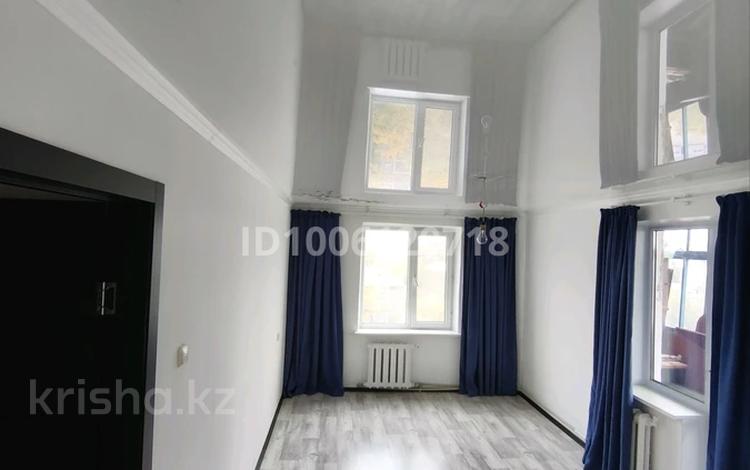 2-бөлмелі пәтер · 54 м² · 9/9 қабат, Металлургов, бағасы: 9.9 млн ₸ в Темиртау — фото 2