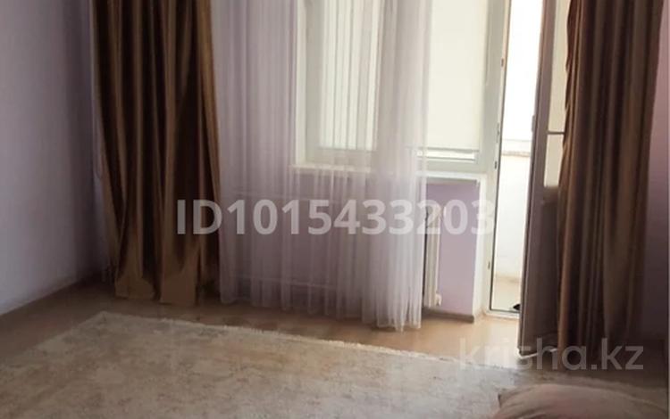 1-комнатная квартира · 50 м² · 6/9 этаж, мкр. Алмагуль, Алмагул 10 за 130 000 ₸ в Атырау — фото 2