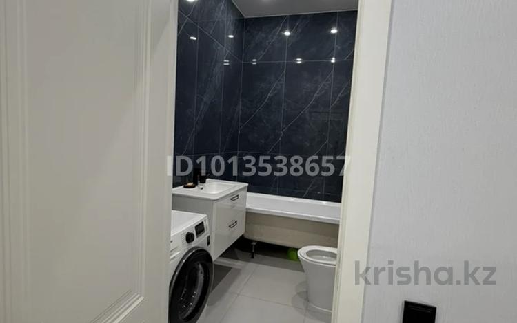 2-комнатная квартира · 75 м² · 11/12 этаж, 19-й мкр 44 за 20 000 ₸ в Актау — фото 2