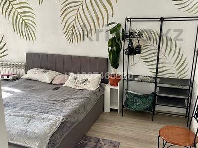 1-комнатная квартира · 40 м² · 1/5 этаж, Есенова 17 — Пушкина Маметова Макатаева Конаева Мечеть ЦУМ Зеленый базар Жибек Жолы Арбат Саяхат Парк 28 Панфиловцев за 35 млн ₸ в Алматы, Медеуский р-н