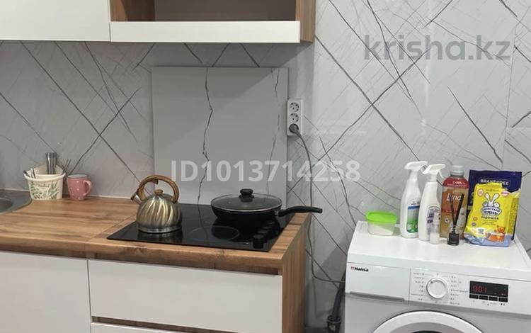 1-комнатная квартира · 37 м² · 2/9 этаж, мкр 8, Братьев жубановых 290 за 11 млн ₸ в Актобе — фото 2