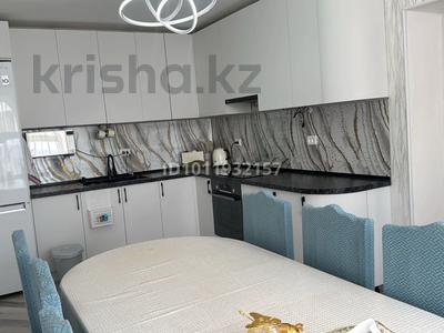 3-бөлмелі пәтер · 135 м² · 10/10 қабат, мкр Болашак 129кк1 — Гипермаркет Анвар, бағасы: 24 млн ₸ в Актобе