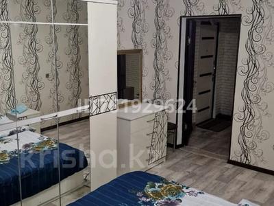 3-бөлмелі пәтер · 67 м² · 1/5 қабат, 8-й микрорайон, 8-й микрорайон 16 — Шымкент Плаза, бағасы: 15 000 〒 в Туран р-н