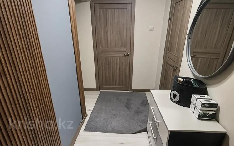 2-бөлмелі пәтер · 60 м² · 2/9 қабат, Алмагүл ш/а., Жарокова 9, бағасы: 57 млн ₸ в Алматы, Бостандыкский р-н — фото 4