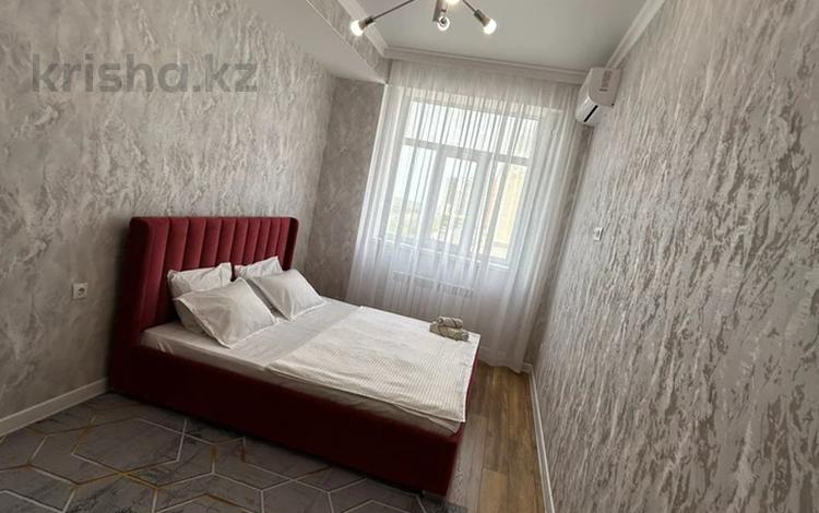 2-комнатная квартира · 65 м² · 4/15 этаж, 17-й мкр, ​17-й микрорайон 6 за 16 000 ₸ в Актау — фото 2